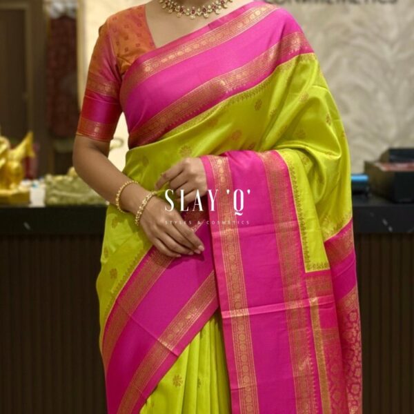 SLAY Q | SOFT SILK SAREE WITH CONTRAST
BLOUSE MATERIAL | SUITABLE FOR
BRIDESMAIDS Fabric - PARROT GREEN + HOT PINK